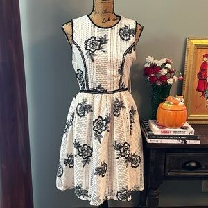 Altar'd State dress size medium, NWT.